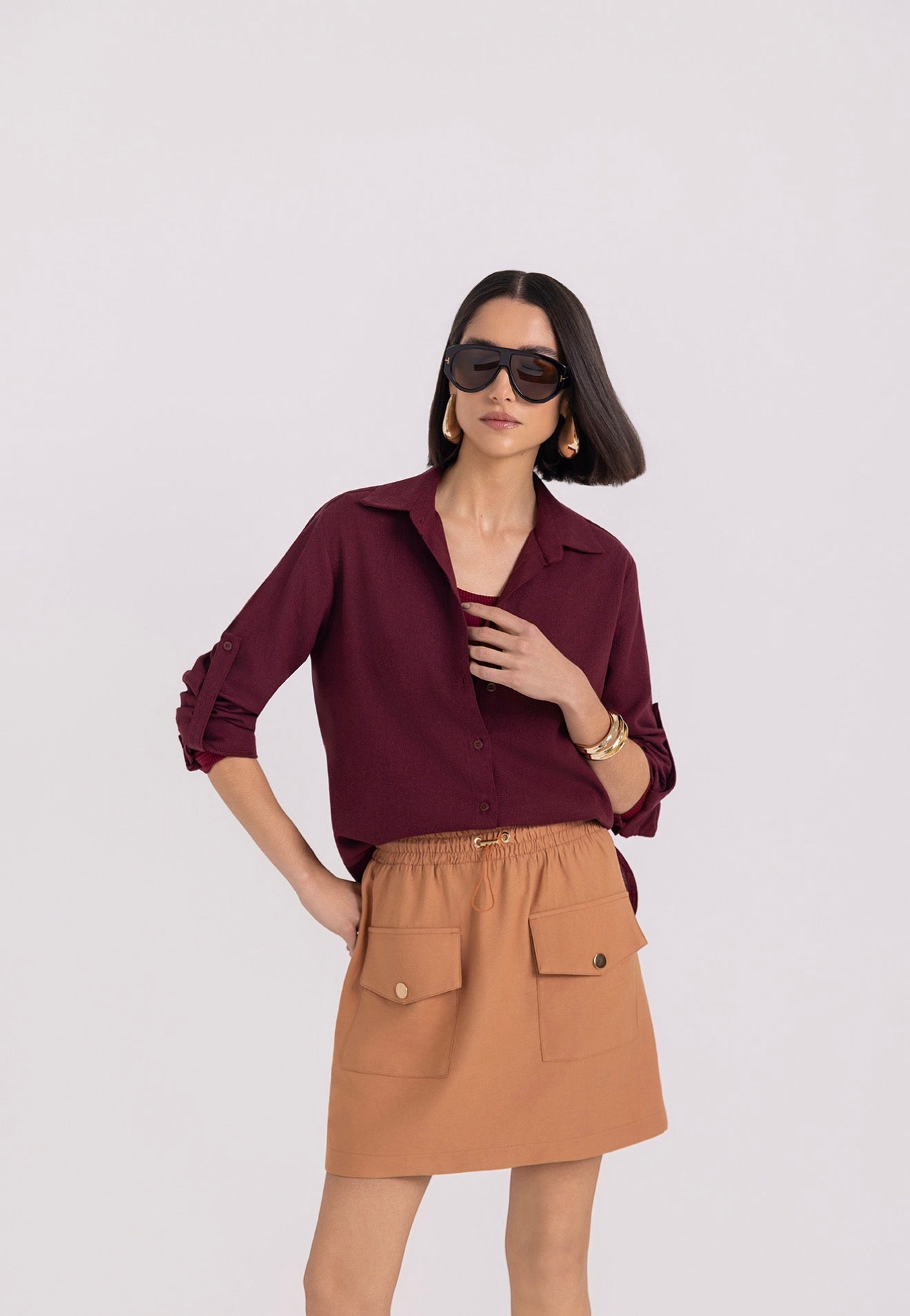 Camisa Básica com Abertura Lateral