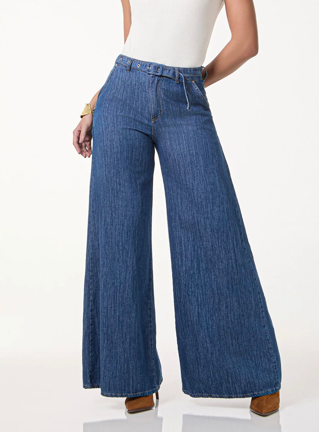 Calça Jeans Pantalona Feminina com Cinto