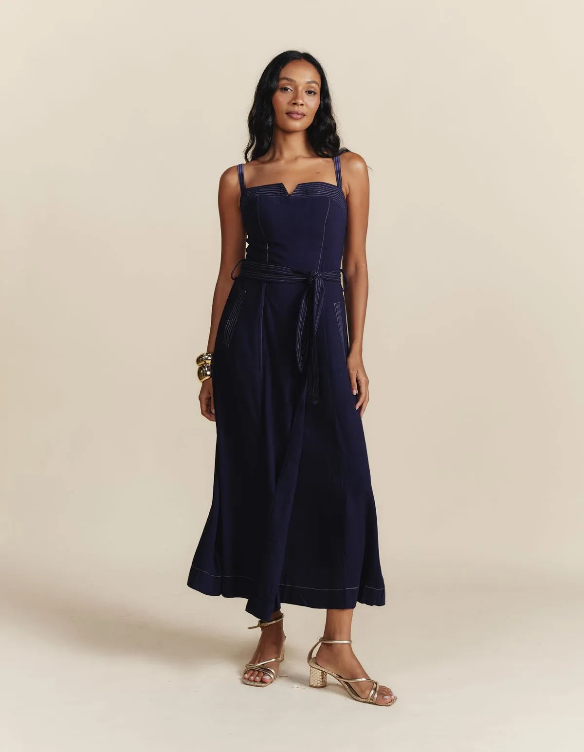 Vestido Midi Pespontos Com Bolsos - Azul Marinho