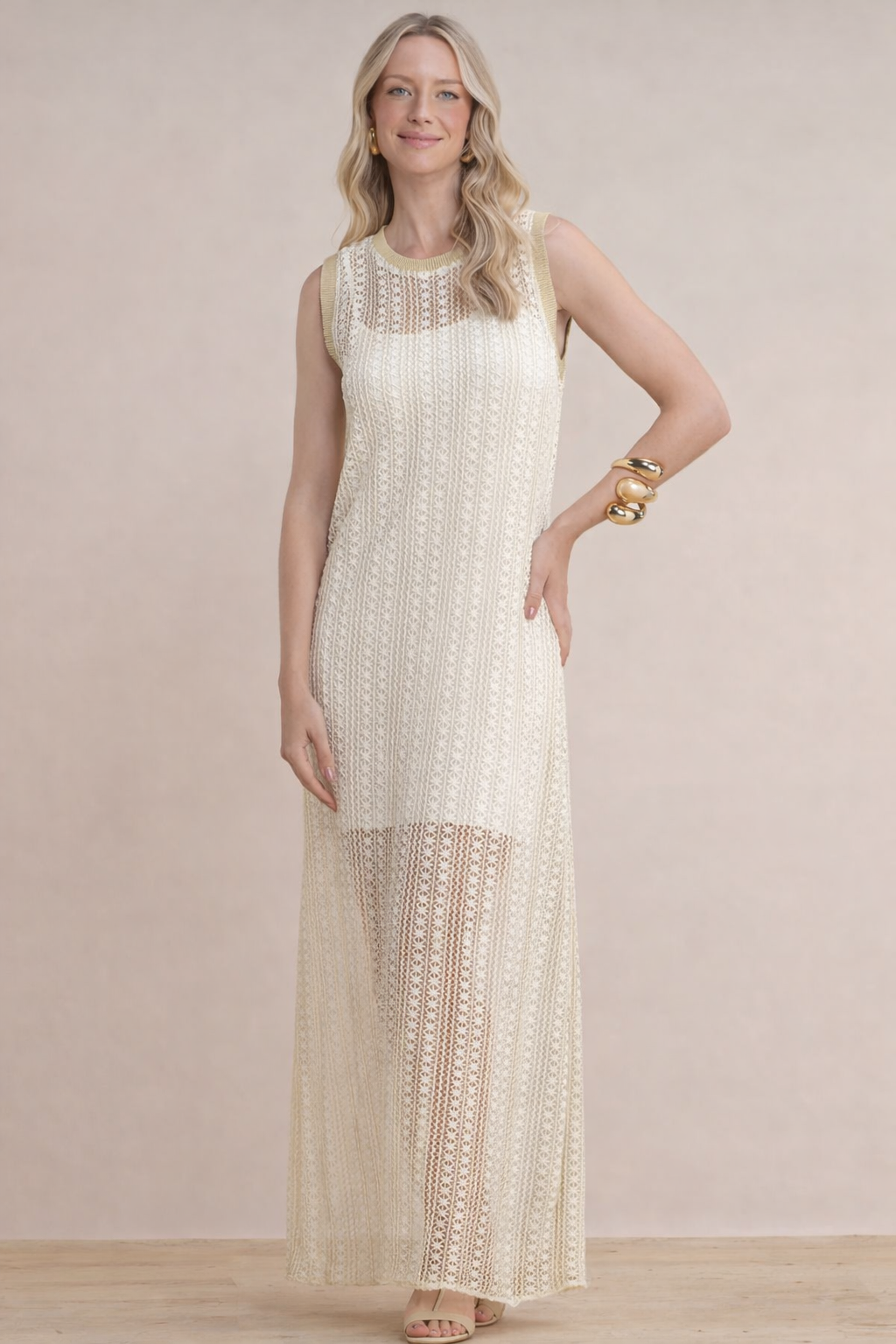 Vestido tecido rendado