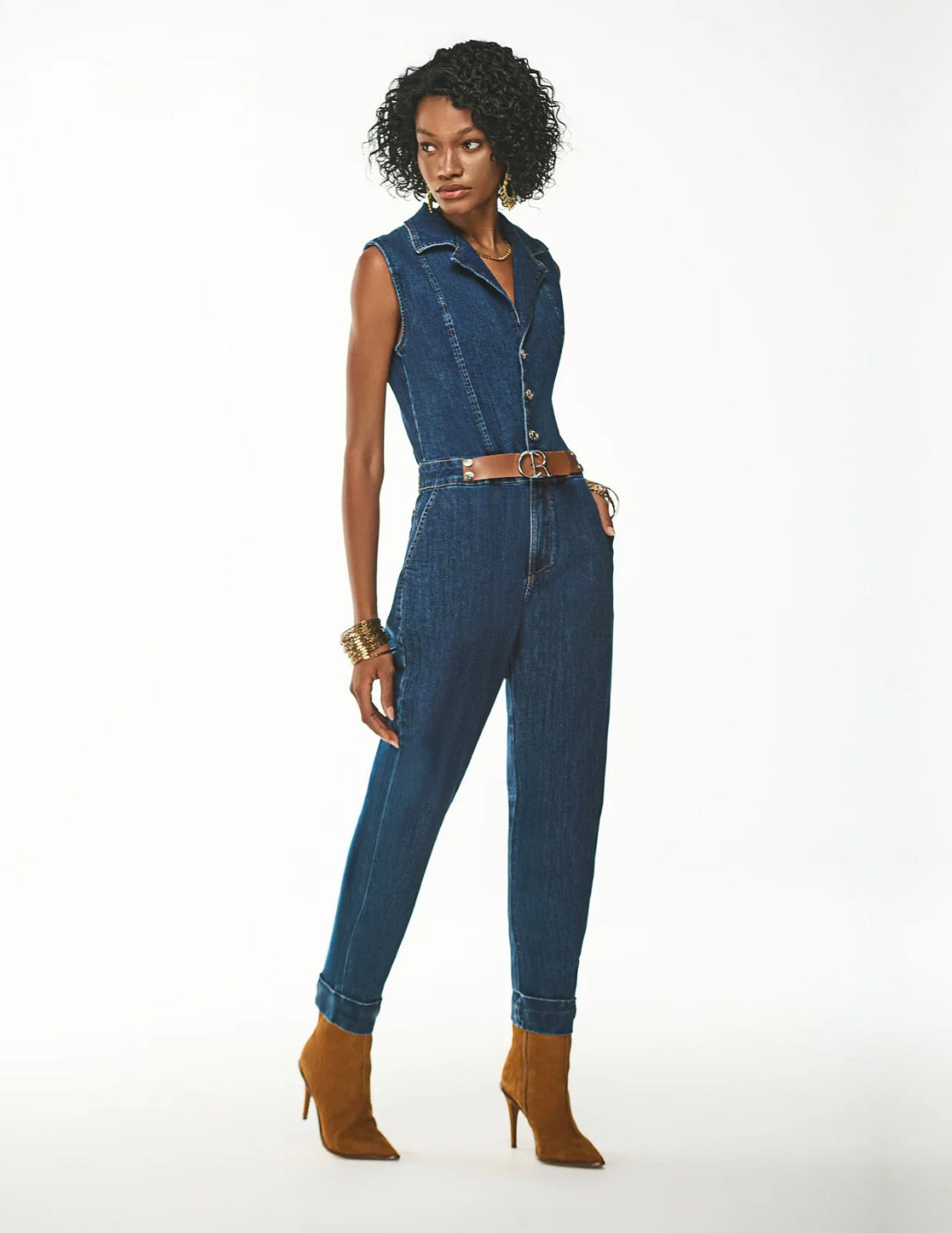 Macacão Jeans Slouchy com Gola Lapela