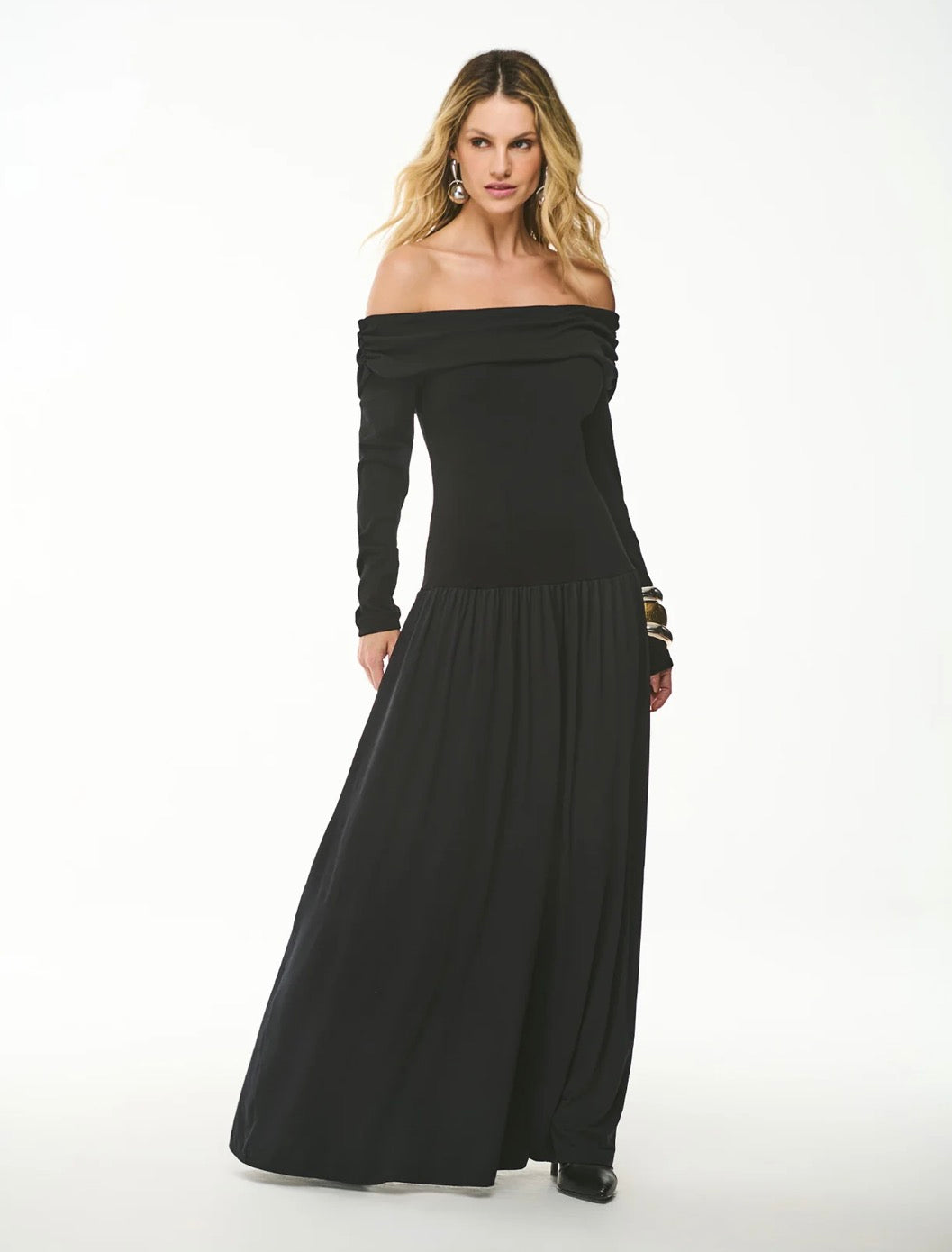Vestido Longo Ombro a Ombro